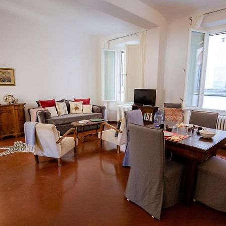 Acacia Firenze - Melissa Apartment ภายนอก รูปภาพ